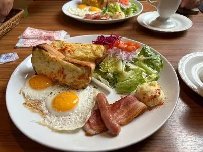 びっくりドンキー 福岡空港店