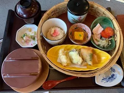 和食しゃぶしゃぶ かごの屋 岸里店