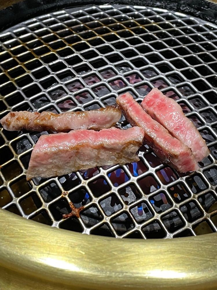 あゆまるグルメさんが投稿した肉の割烹 田村 大通BISSE店に関する口コミの画像