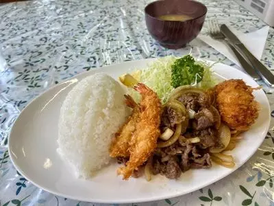 煉瓦亭