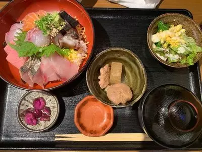 うお左衛門 明石魚ん棚店