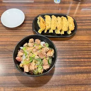 百麺 中目黒店（ぱいめん）