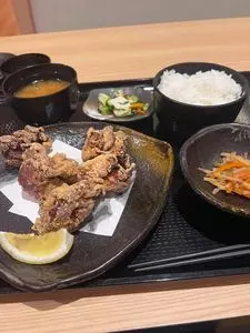 麺丼やころな 小田原店