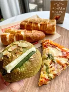 国産小麦パン工房 Full Full 松崎本店（フルフル）