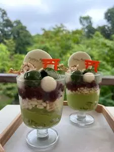 稲荷茶寮（イナリサリョウ）