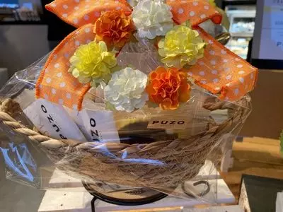プーゾチーズケーキセラー 沖縄知花店（PUZO CHEESECAKE CELLAR）