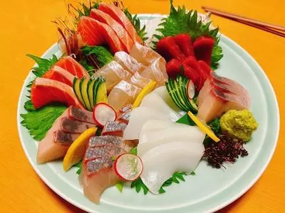 和食バル＆鮨 料理屋 山崎（山﨑）