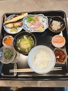 ゴハンヤユースケ