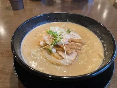 麺屋 蒼空豚（そらとん）