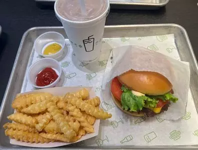 シェイクシャック 六本木（Shake Shack）