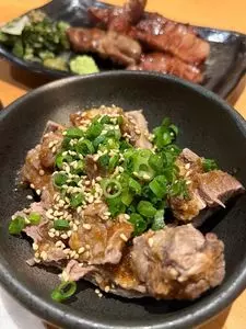 牛タン炭焼　仁