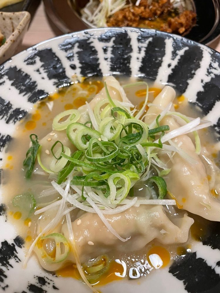 お出かけ名古屋人さんが投稿した餃子のかっちゃん 栄錦店に関する口コミの画像