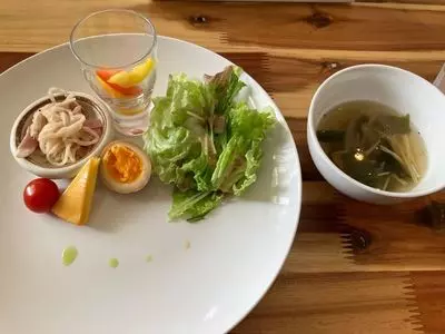 healthy cafe 白いうち（healthy café 白いうち）
