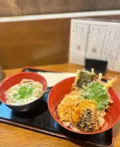 讃岐麺房 すずめ