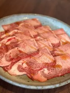 溶岩焼肉 徳志満（溶岩焼肉 とくしま）