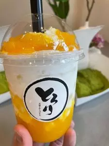 とろり天使のわらびもち 覚王山店
