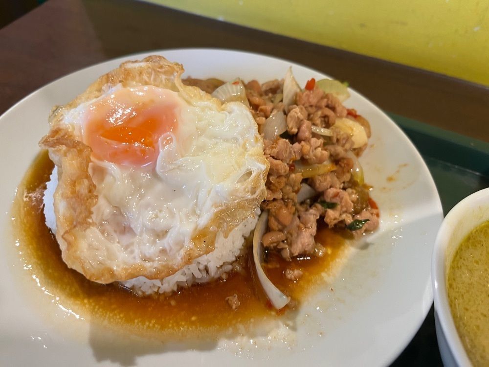 MakiMatsumuraさんが投稿した新宿西口ガパオ食堂に関する口コミの画像