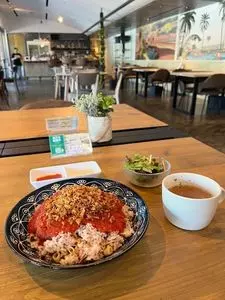Arabian Restaurant ＆ Cafe Bar Oasis（アラビアンレストラン&カフェバー オアシス）