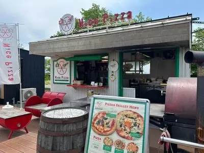 Nice Pizza（ナイス ピザ）