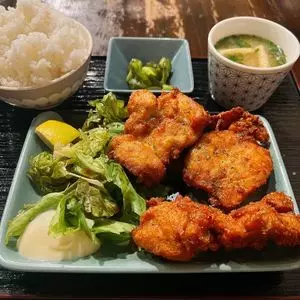 魚肴 青天上