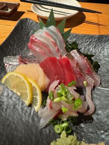 魚真 新宿店 2枚目