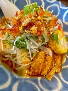 蓮花茶廊（レンゲサロウ）