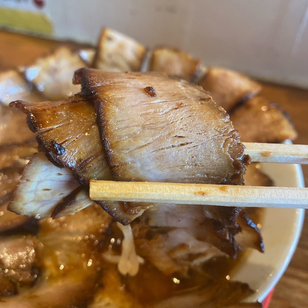 グルメヒッタースズロー/千葉•東京グルメさんが投稿した焼豚ラーメン 三條 葛飾店に関する口コミの画像
