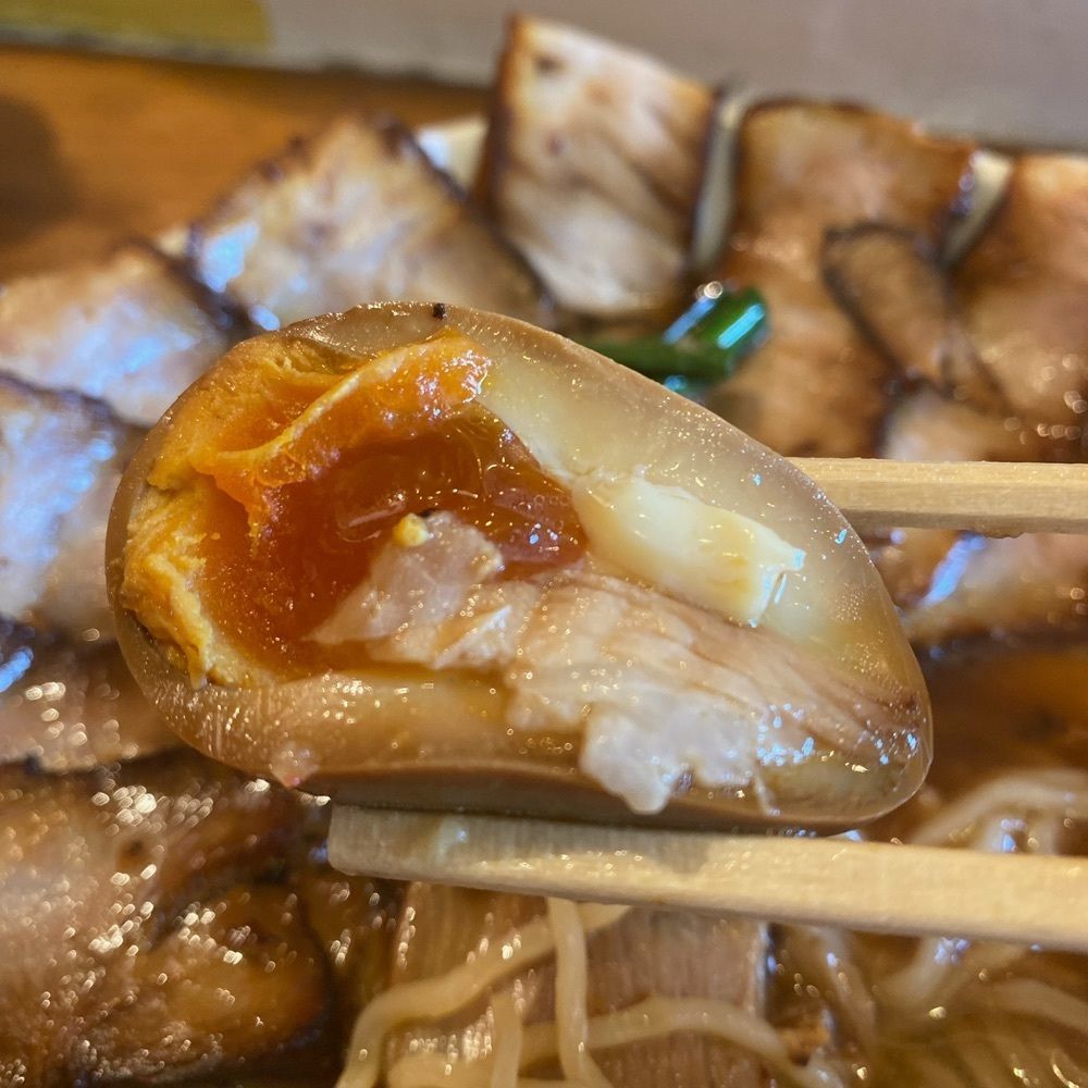グルメヒッタースズロー/千葉•東京グルメさんが投稿した焼豚ラーメン 三條 葛飾店に関する口コミの画像