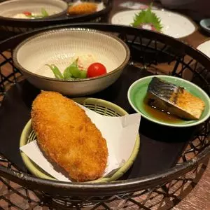 嘉文 うまいもん通り広小路口店（カモン）