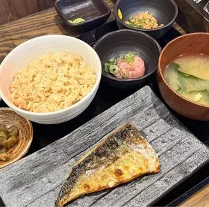 しんぱち食堂 御茶ノ水店
