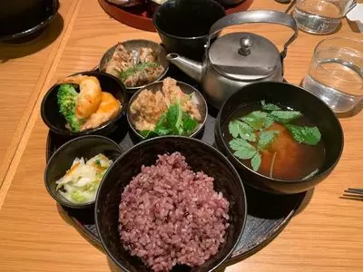 24/7 cafe apartment 有楽町（24/7 café apartment/トゥエンティーフォーセブンカフェアパートメント）