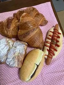 RueLLe Bakery （リュエルベーカリー）