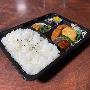 カフェMESHI MIYABI（カフェ メシ ミヤビ）
