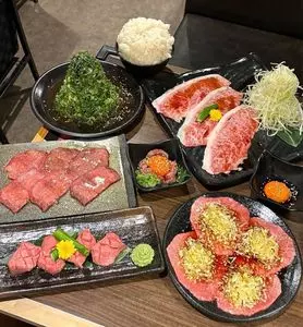 黒毛和牛とタンとハラミ 焼肉ごりちゃん 梅田本店