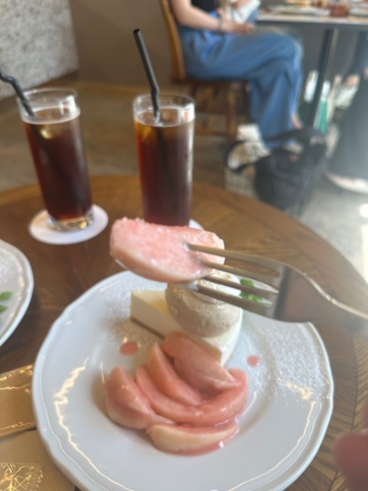 ten_ten602の福岡グルメさんが投稿したCHEESE CAKE Lemon（チーズケーキ レモン）に関する口コミの画像