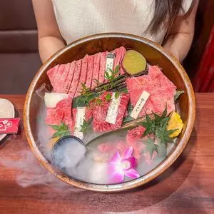 神戸ビーフ焼肉 お加虎（オカトラ）