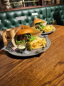 バックロットカフェ