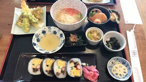 米助