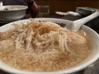酒麺亭 潤 燕総本店（しゅめんてい じゅん）