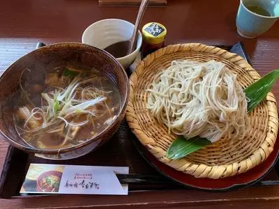 戸隠奥社前食堂 なおすけ（とがくしおくしゃまえしょくどうなおすけ【旧店名】戸隠奥社前食堂）
