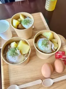 硫黄山MOKMOKベース（㈱弟子屈町振興公社【旧店名】硫黄山 レストハウス）