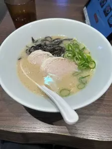 一風堂 みなとみらい東急スクエア店（いっぷうどう）