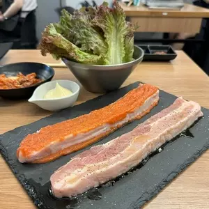 コギウォンシャ 千種駅前店