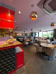 PATISSERIE TOOTH TOOTH 本店（パティスリートゥーストゥース）