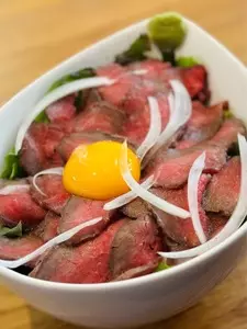 お肉のつしま