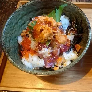 魚ぴー（【旧店名】赤坂 百咲）