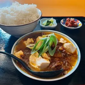 とろ〜り豚汁めし 八百食堂