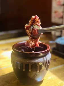 ともや