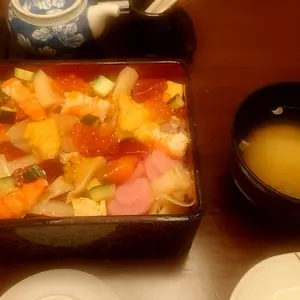 矢の根寿司 日本橋　本店