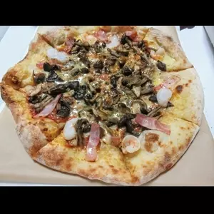 Boi Boi Pizza（ボイ ボイ ピッツァ）